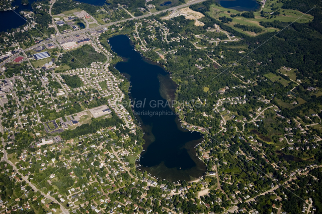 Long Lake (By Orion) in Oakland County, Michigan